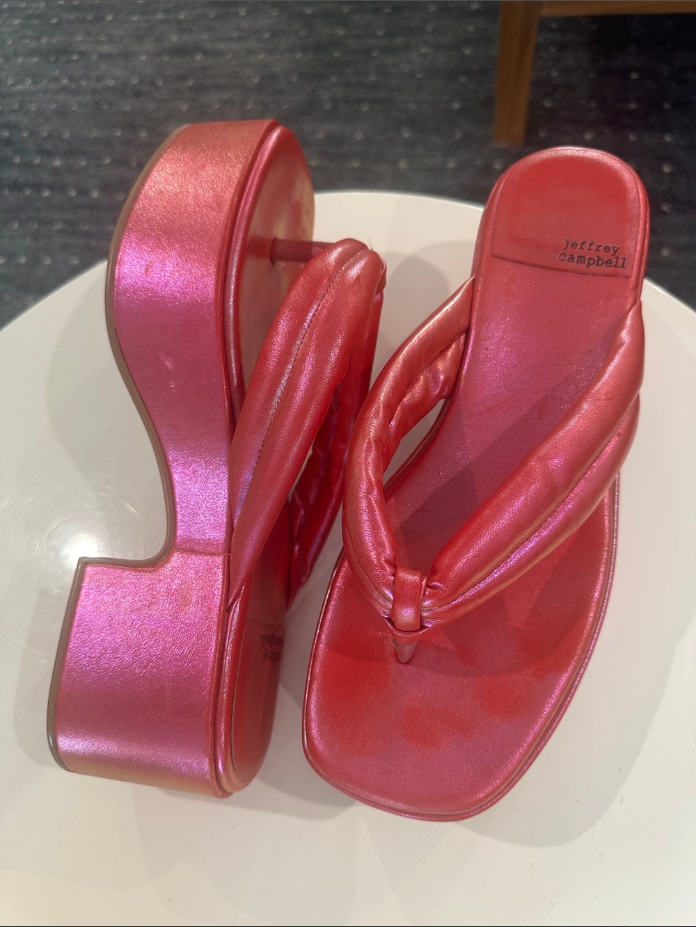 RARE Jeffrey Campbell Luau Pink Iridescent Platform Thong Sandals Size 10